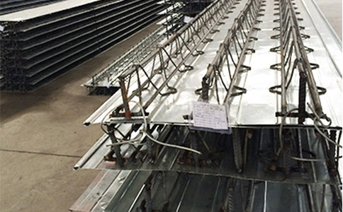 購(gòu)買(mǎi)鋼筋桁架樓承板時(shí),這兩點(diǎn)教你分清型號(hào)之間的不同